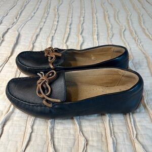 Clarks Collection Ultimate Comfort Women’s Black Leather Loafers Size 8
